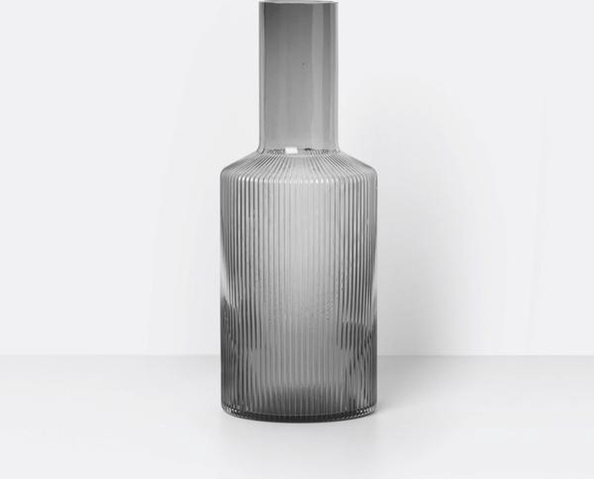 Ferm Living Botella Ripple Smoked grey