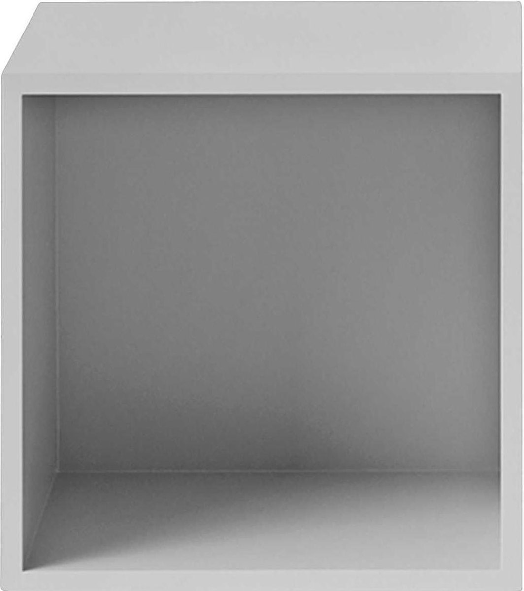 Muuto Scaffalatura Stacked 2.0 con piastra posteriore, media grigio chiaro