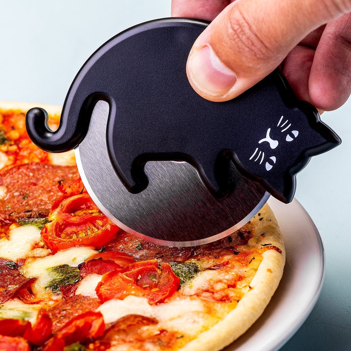 Kikkerland Cat Lovers Pizza Cutter (CU308)