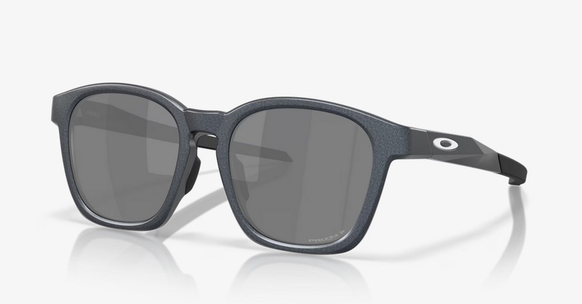 Lunettes de soleil Oakley Shackle
