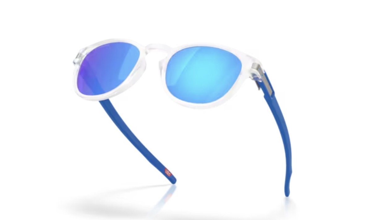 Lunettes de soleil Oakley Latch