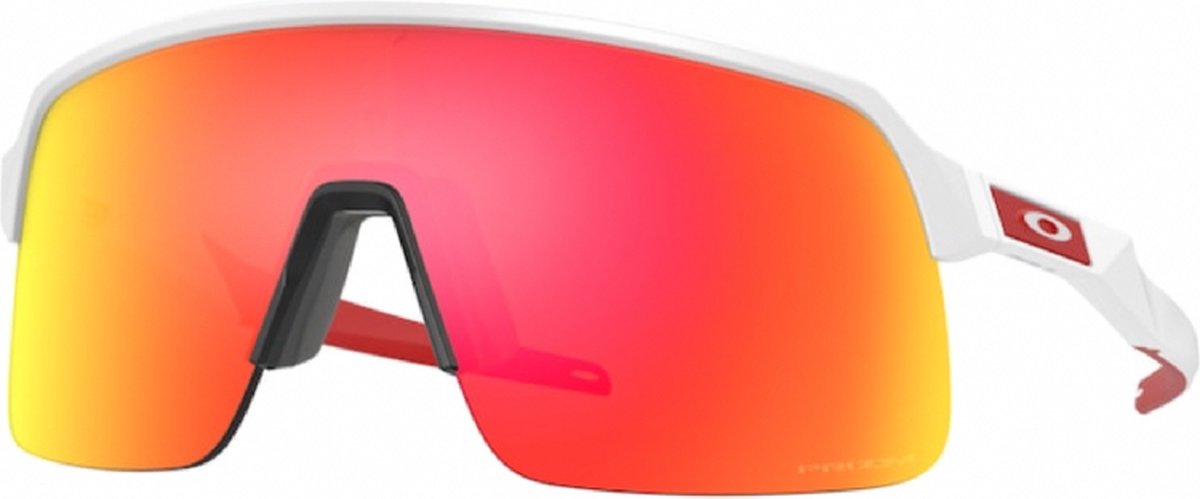 Lunettes de soleil Oakley Sutro Lite