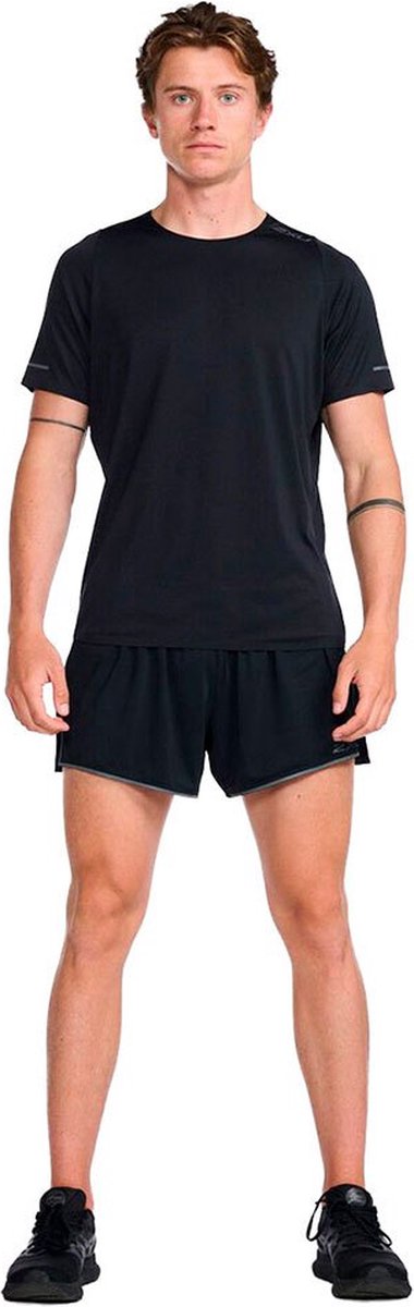 Camiseta 2XU Light Speed Tech