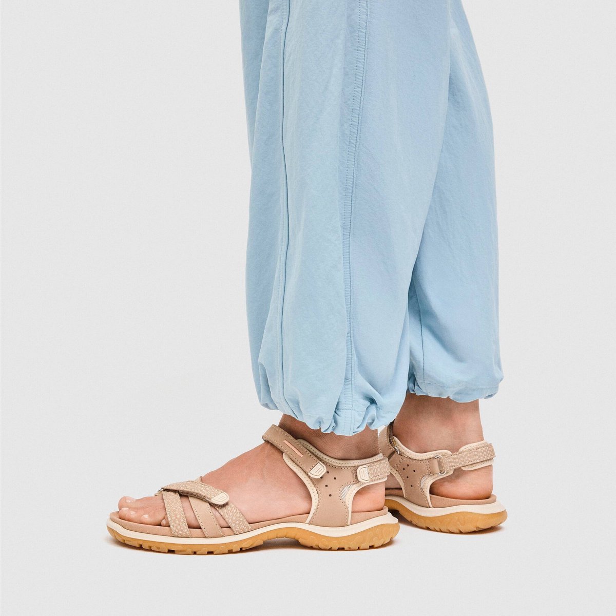 Sandalias de senderismo para mujer Ecco Roam