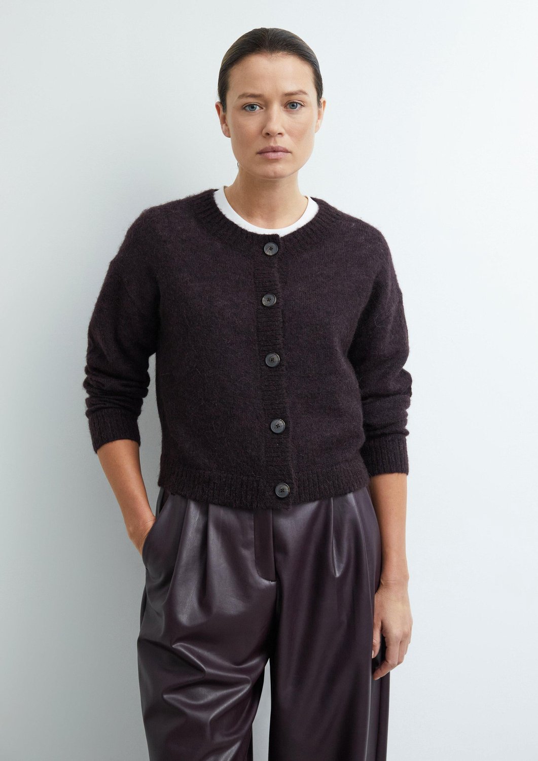 Duvetiger Strickcardigan mit Rundhalsausschnitt für Damen COMMA