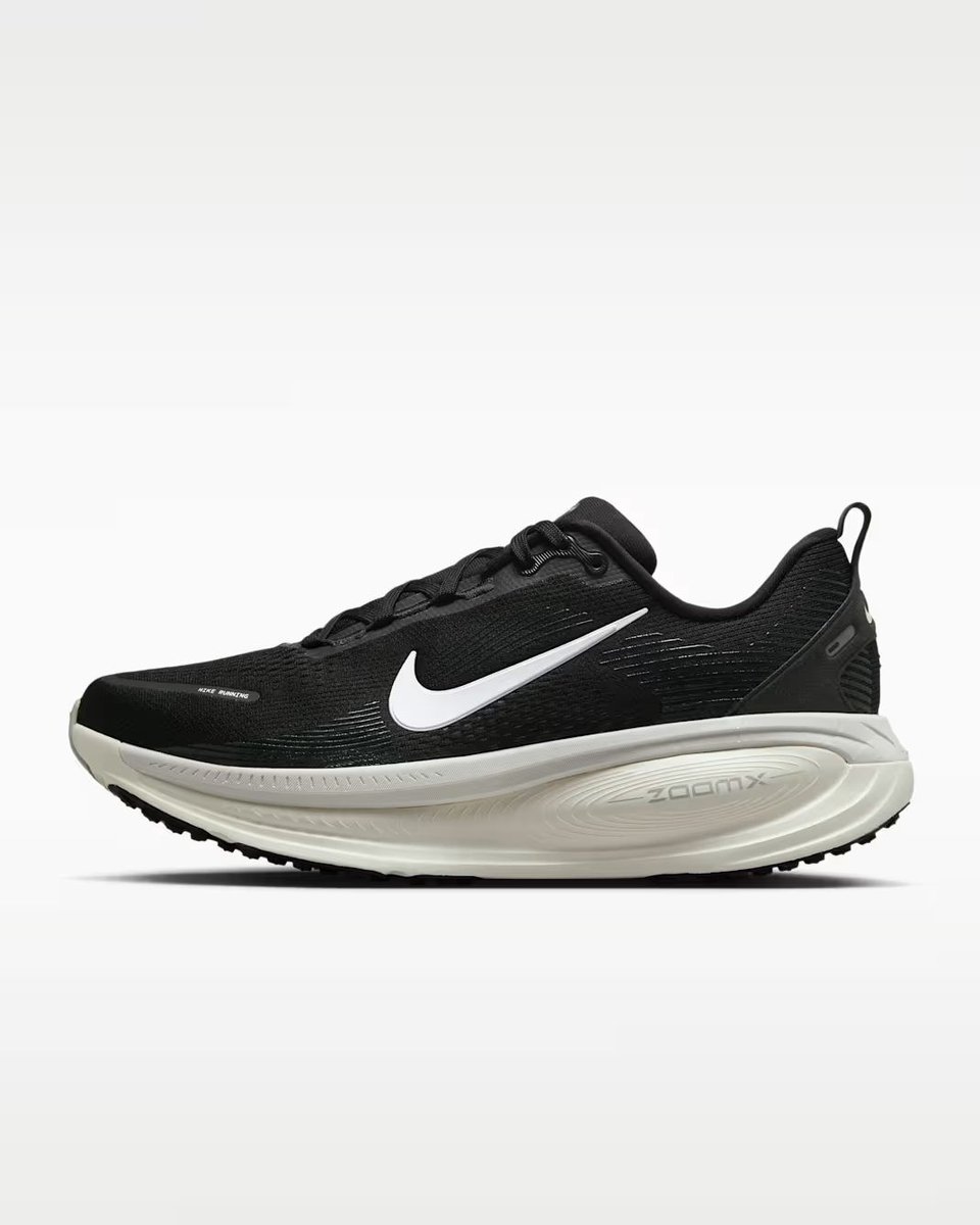 Running shoes Nike Vomero 18