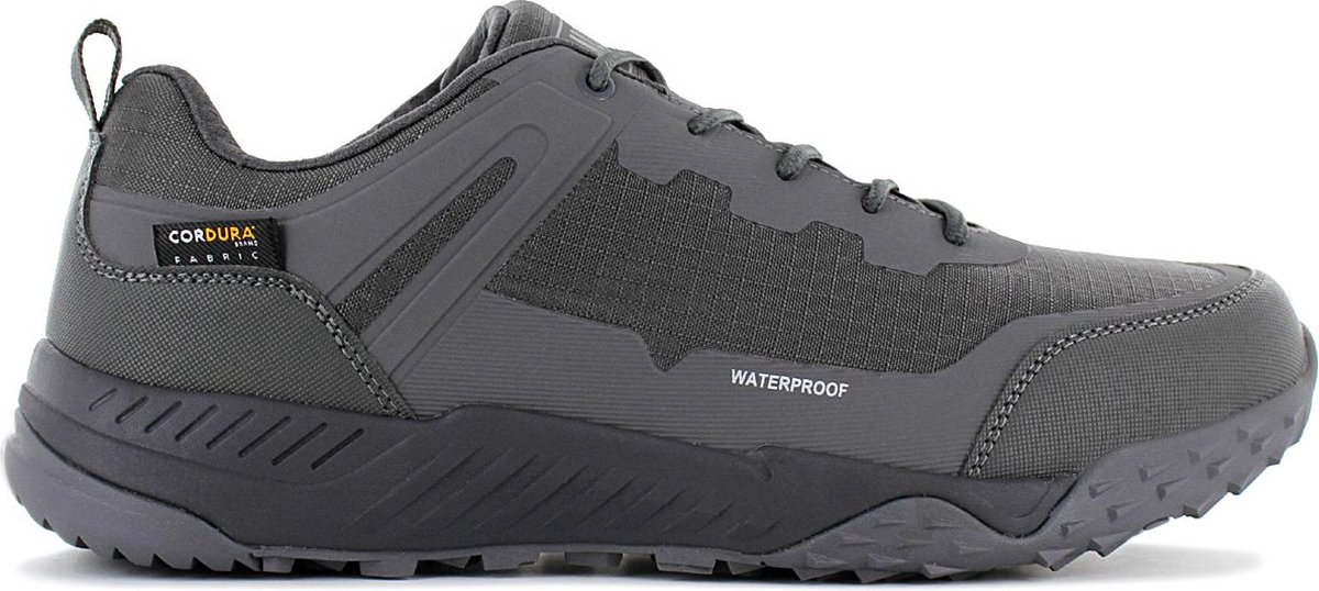 Hiking shoes Magnum Bondsteel