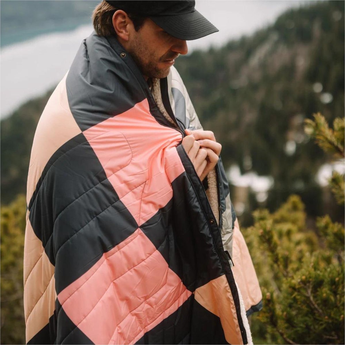 4-in-1 Blanket Voited CloudTouch