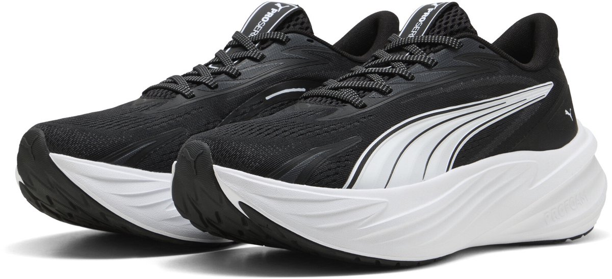 Running shoes Puma Maxima Pro