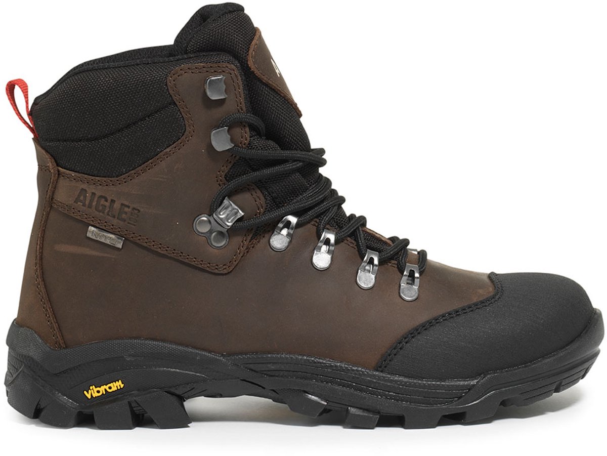 Lafose walking shoes with Vibram sole Aigle