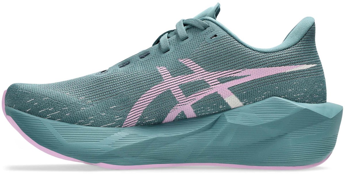 Chaussures de running femme Asics Novablast 6