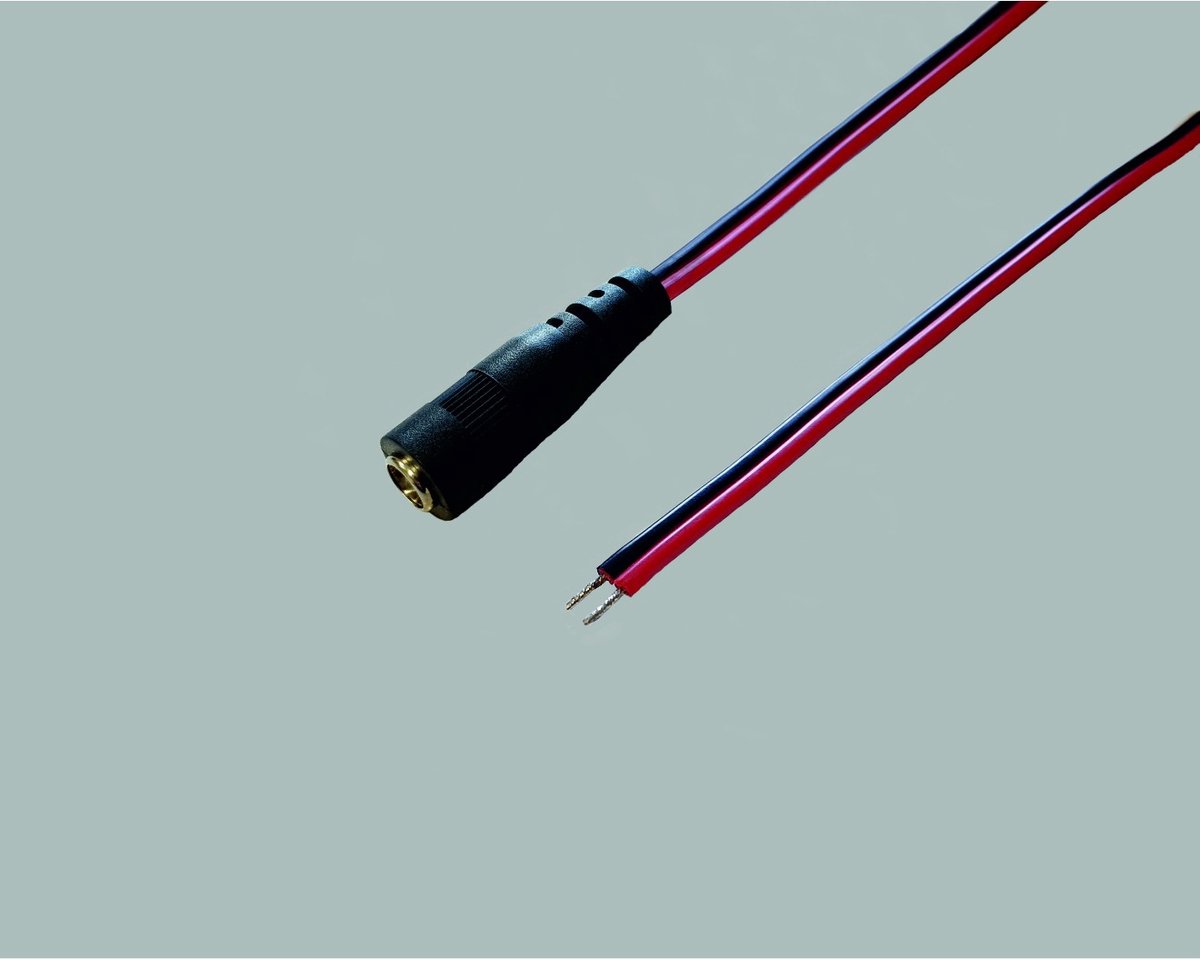 BKL Electronic Lavvoltstilslutningskabel - 5.50 mm 2.10 mm 30.00 cm 1 stk