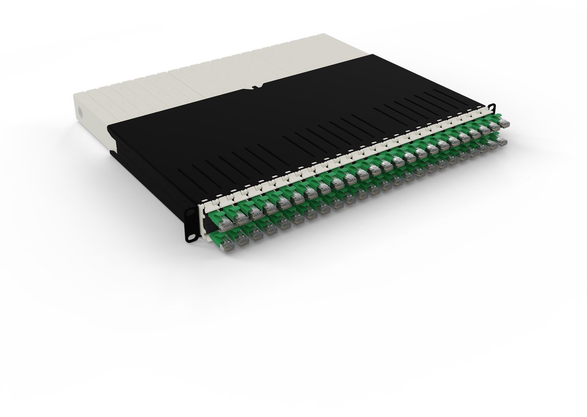 Patchbox .one cable retraction system