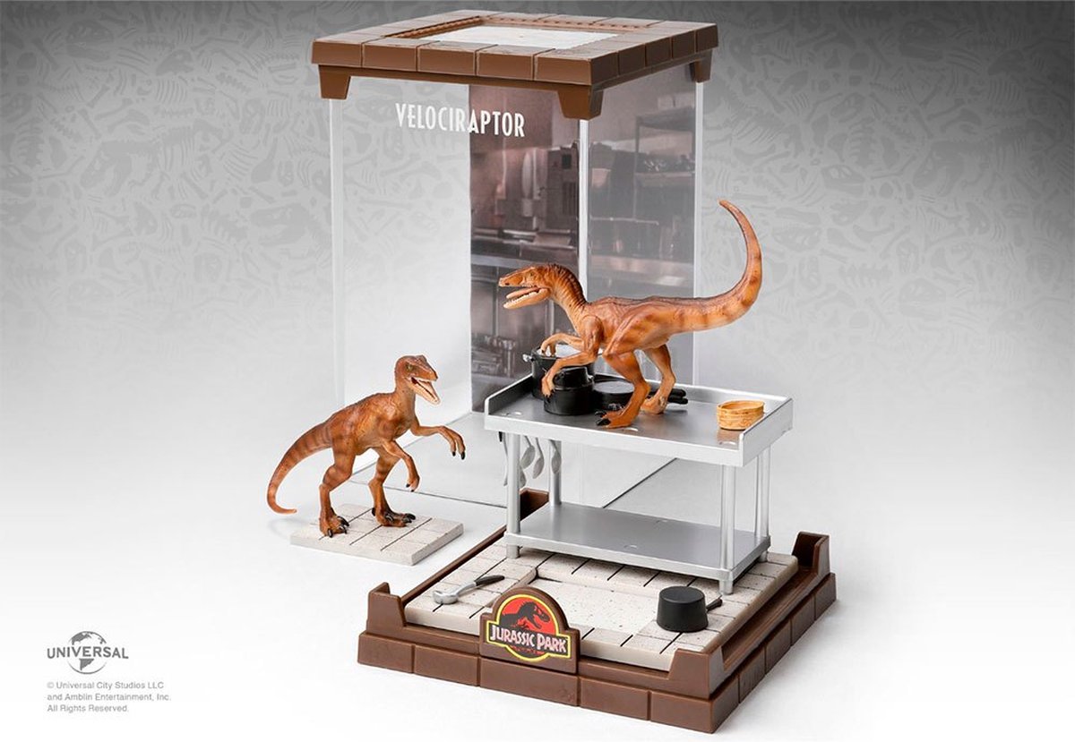 Noble - Jurassic Park - Dinosaur Velociraptor