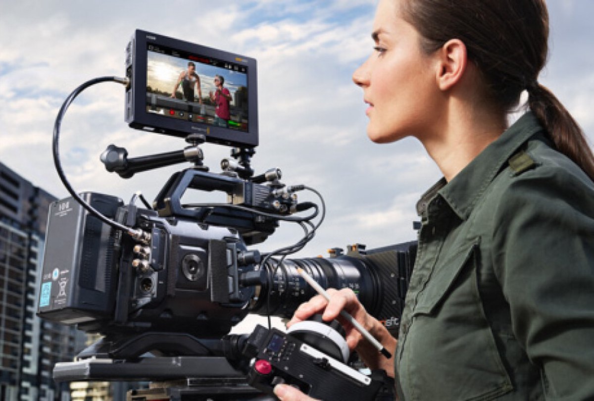 Blackmagic Video Assist 12G HDR 7"