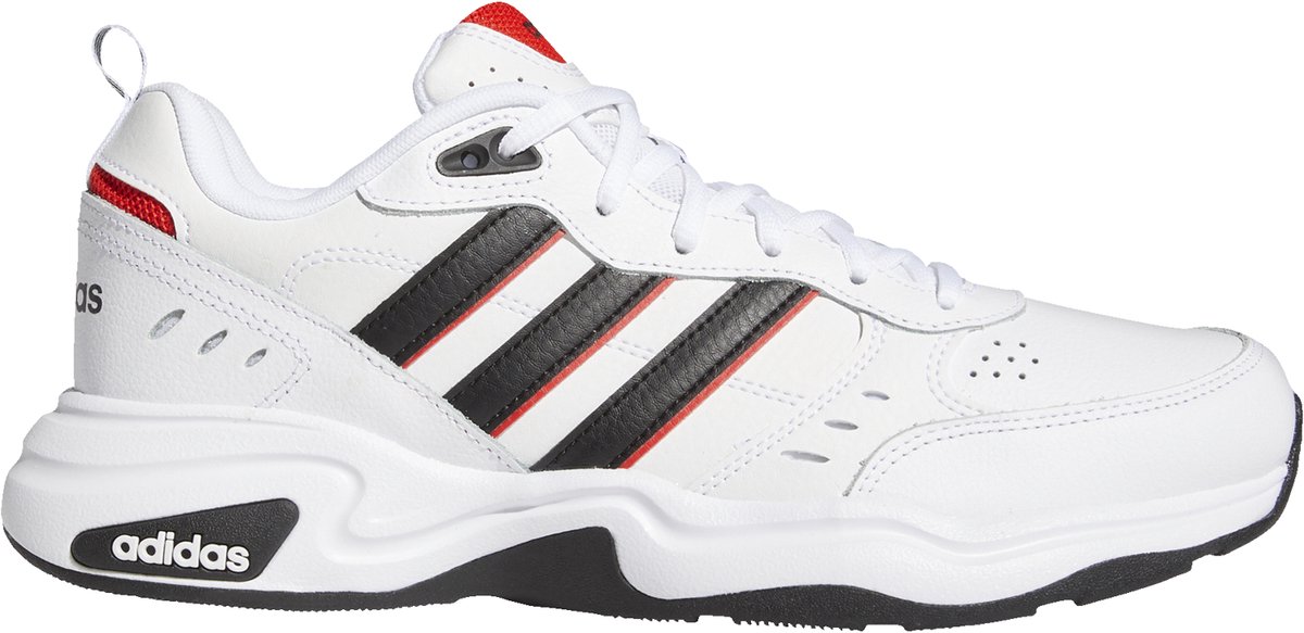 Shoes adidas Strutter