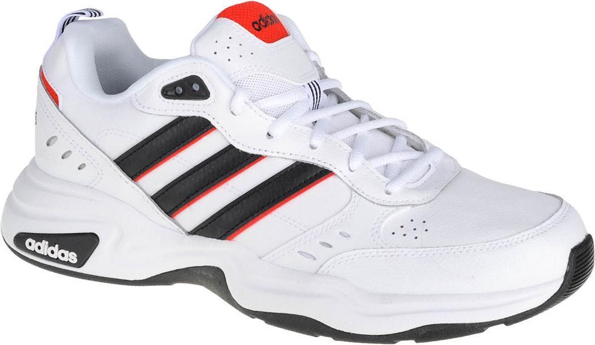 Shoes adidas Strutter
