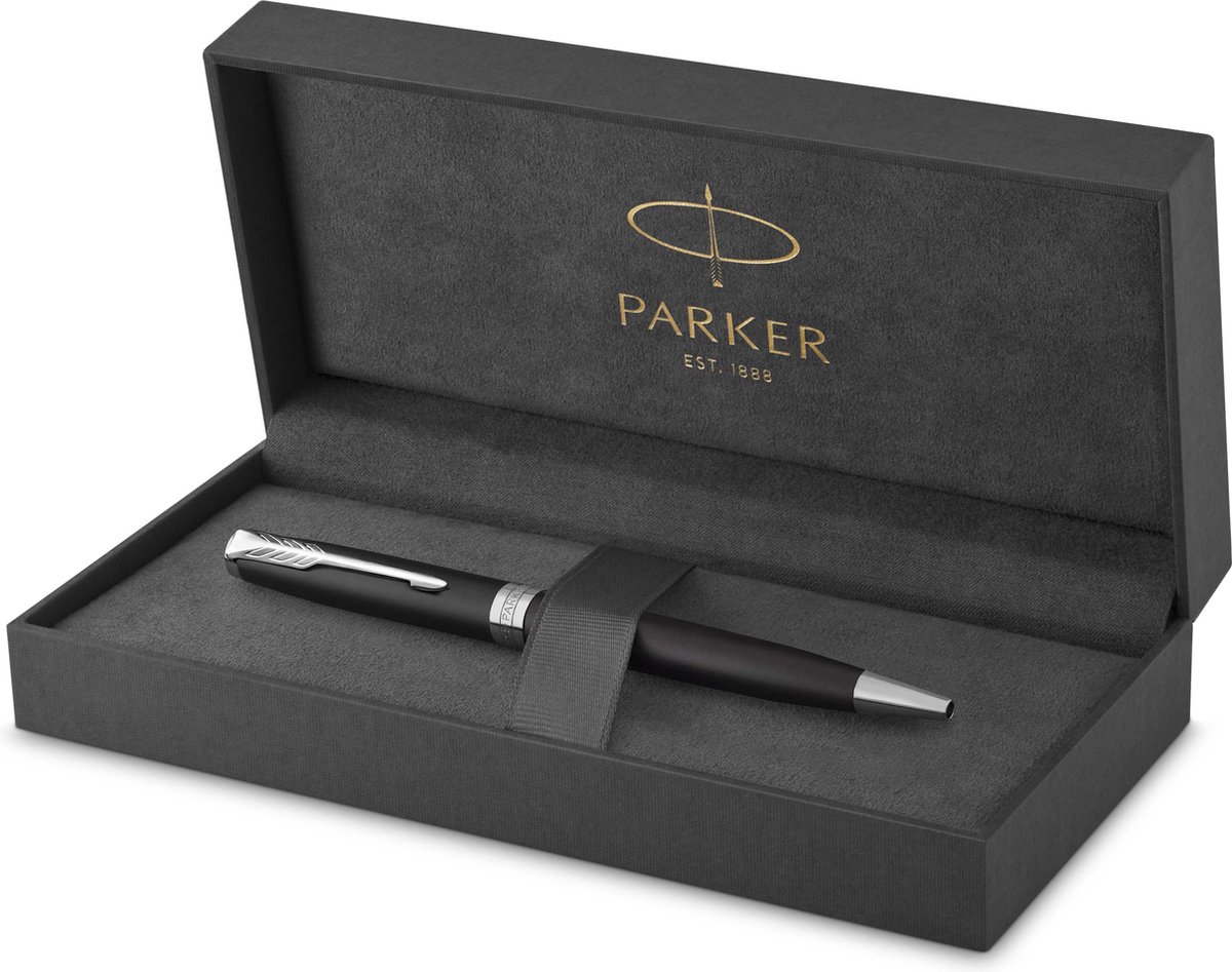 Parker Sonnet kulspetspenna | Mattsvart lack med palladiumdetaljer | Svart bläck med medelhög spets | Presentförpackning