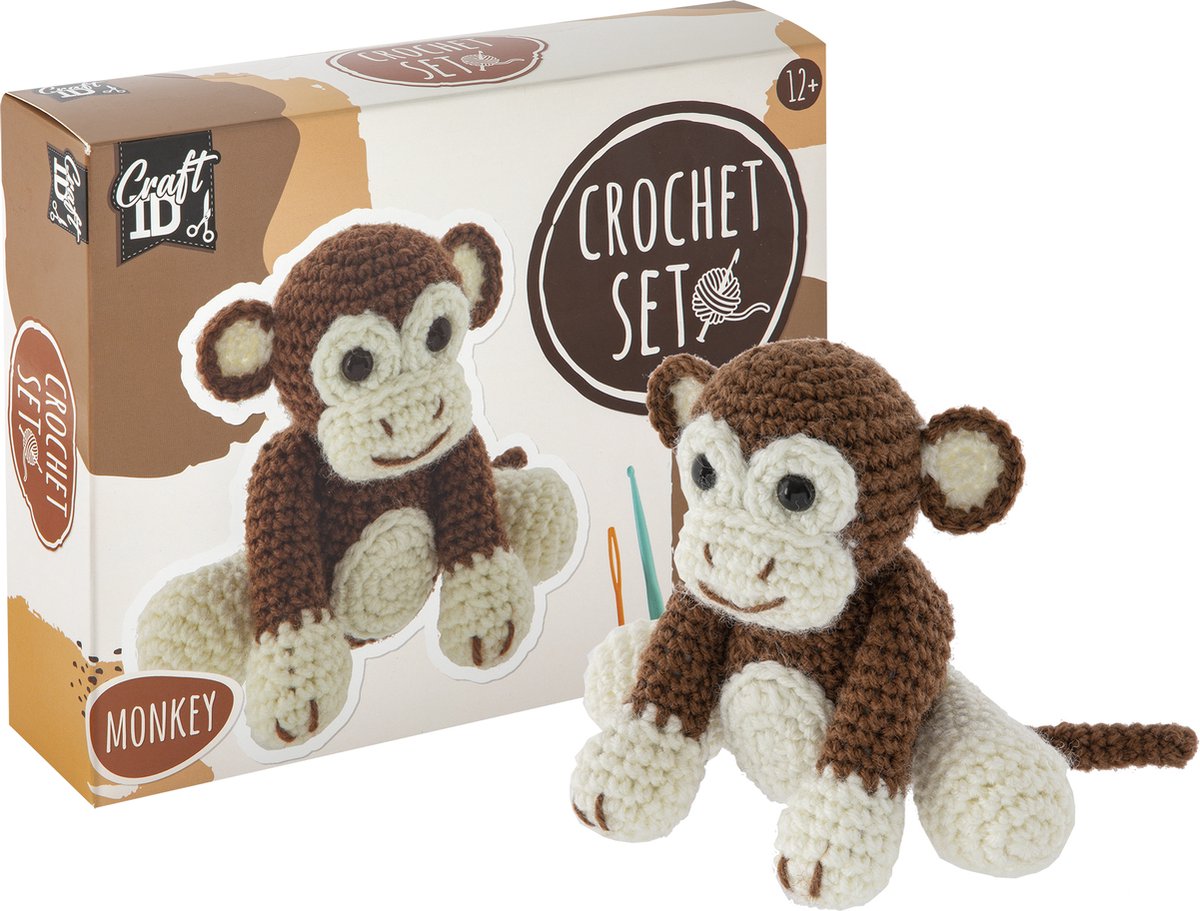 Creative Craft Group Crochet kit ABE
