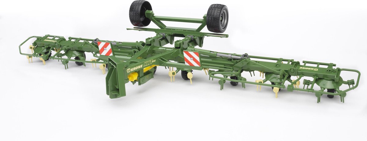 Bruder Krone trailed rotary tedder with running gear KWT 8.82