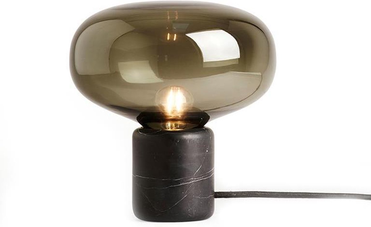New Works Lampada da tavolo Karl-Johan Black marquina-smoked glass