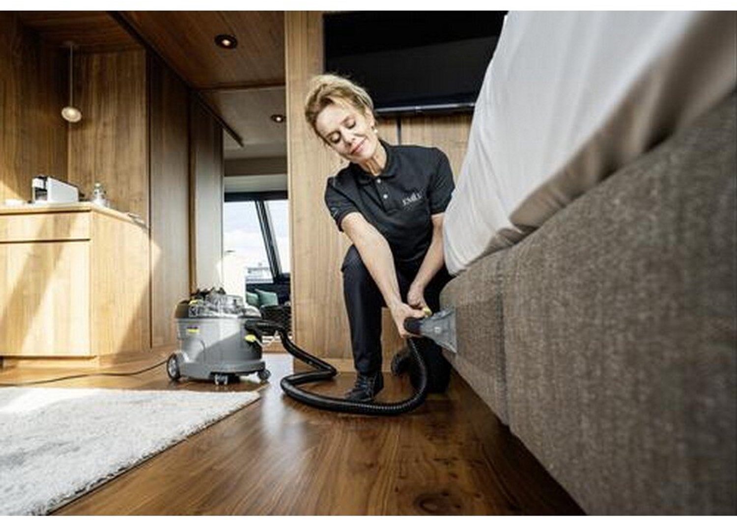 Kärcher Puzzi 8/1 Facelift Teppichreiniger 1200 W