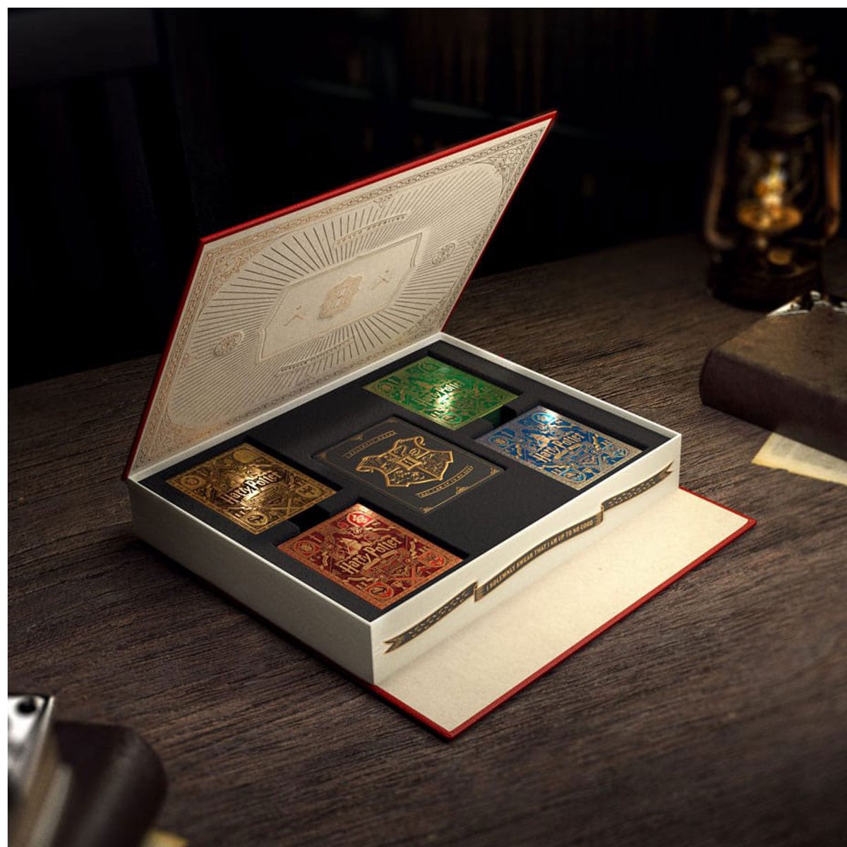 Harry Potter Spielkarten Box Set mit 5 Decks