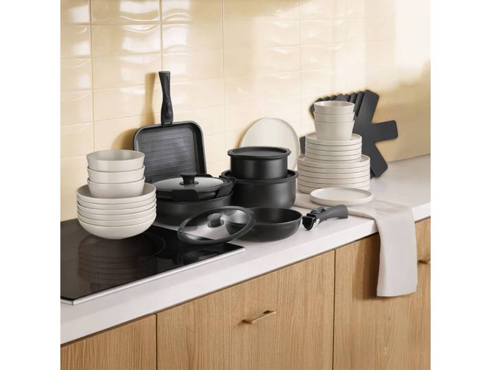 Ensemble de vaisselle pour 6 personnes avec kit de cuisine