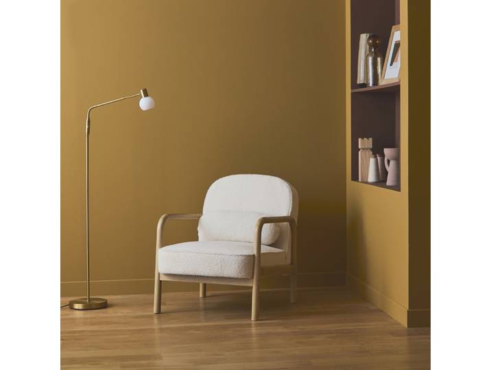 Fauteuil bois d'hévéa dossier arrondi en bouclette crème