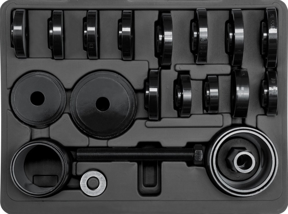 FRONT WHEEL BEARING ADAPTER SET