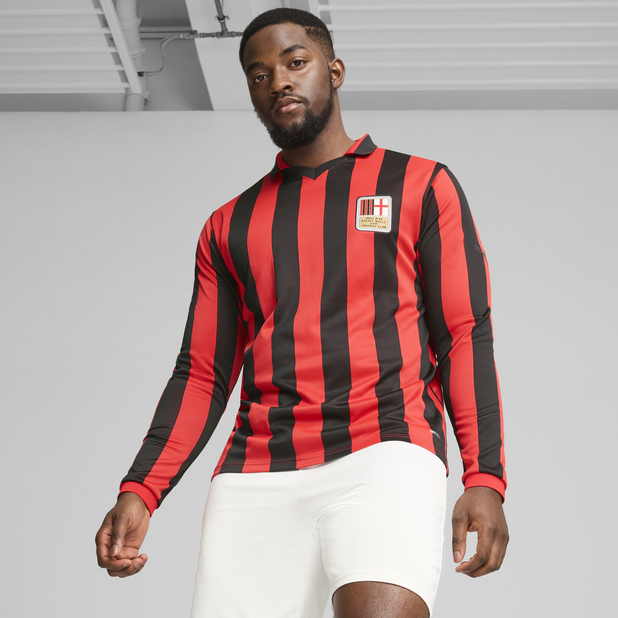 PUMA AC Milan 125th Anniversary Authentic Trikot Herren, Kleidung, Schwarz, L