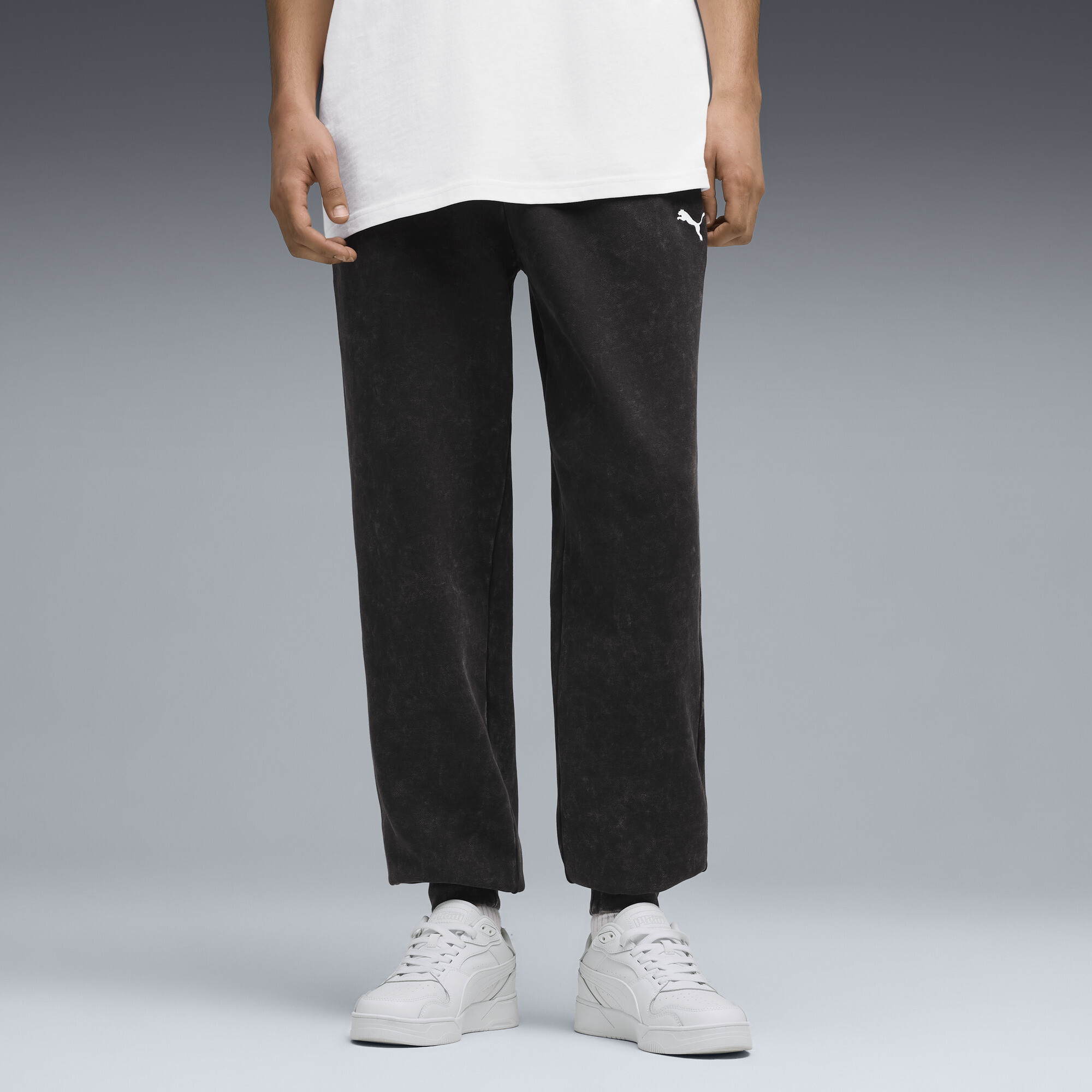 PUMA Essentials Elevated Relaxed Wash Jogginghose Herren, Kleidung, Schwarz, M