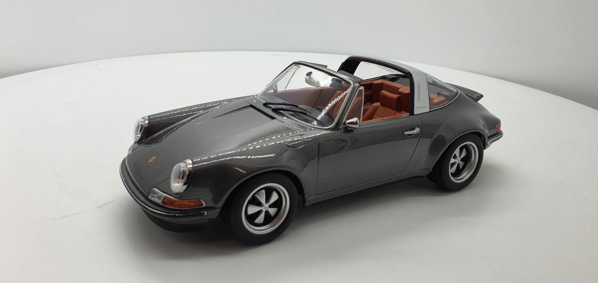 Porsche 911 Targa Singer Design anthrazit 1:18 KK-Scale