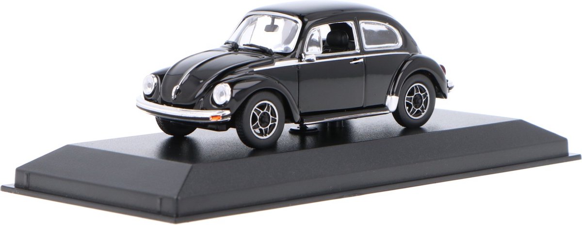 Volkswagen VW 1303 Baujahr 1974 schwarz 1:43 Minichamps