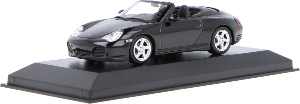 Porsche 911 4S Cabriolet Baujahr 2003 schwarz 1:43 Minichamps