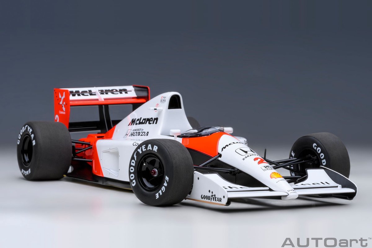 Gerhard Berger McLaren MP4/6 #2 Sieger Japan GP Formel 1 1991 1:18 AUTOart