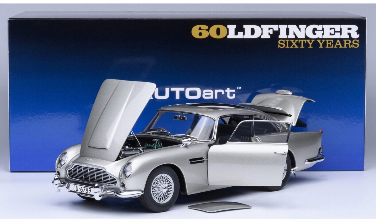 Aston Martin DB5 James Bond Goldfinger (1964) silbergrau 1:18 AUTOart