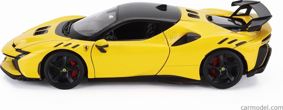 Ferrari SF90XX Stradale Baujahr 2024 Modena gelb 1:18 Bburago