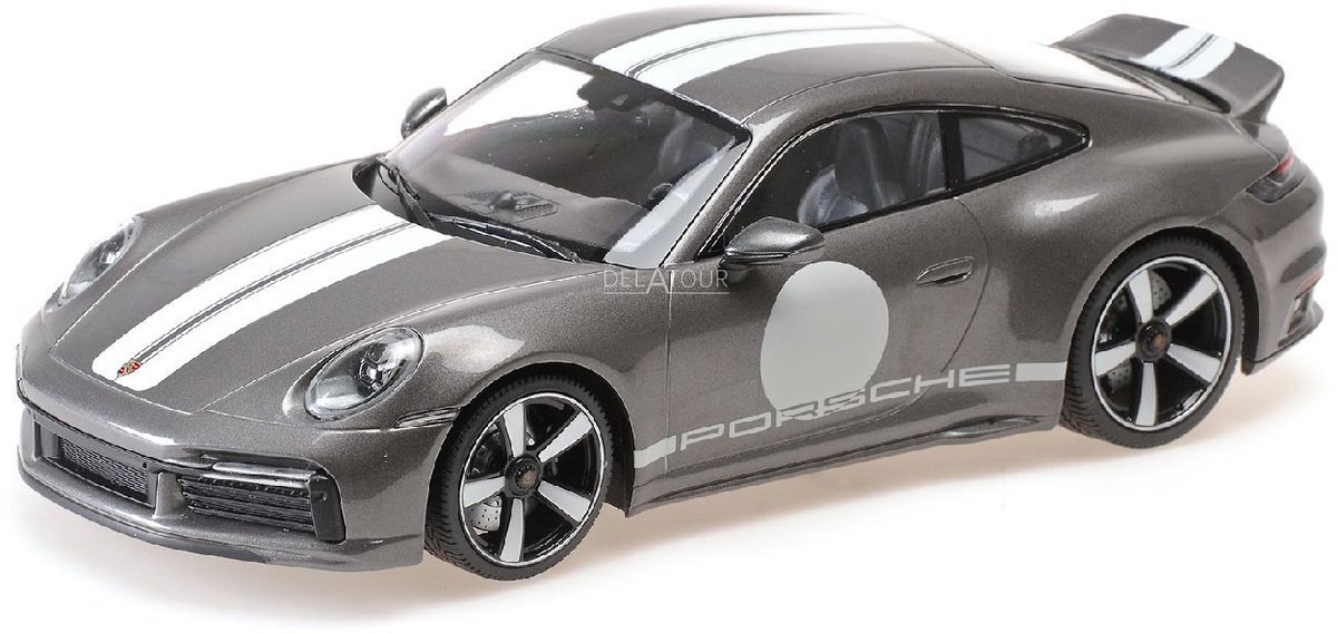 Porsche 911 (992) Sport Classic Baujahr 2022 grau metallic mit Dekor 1:18 Minichamps