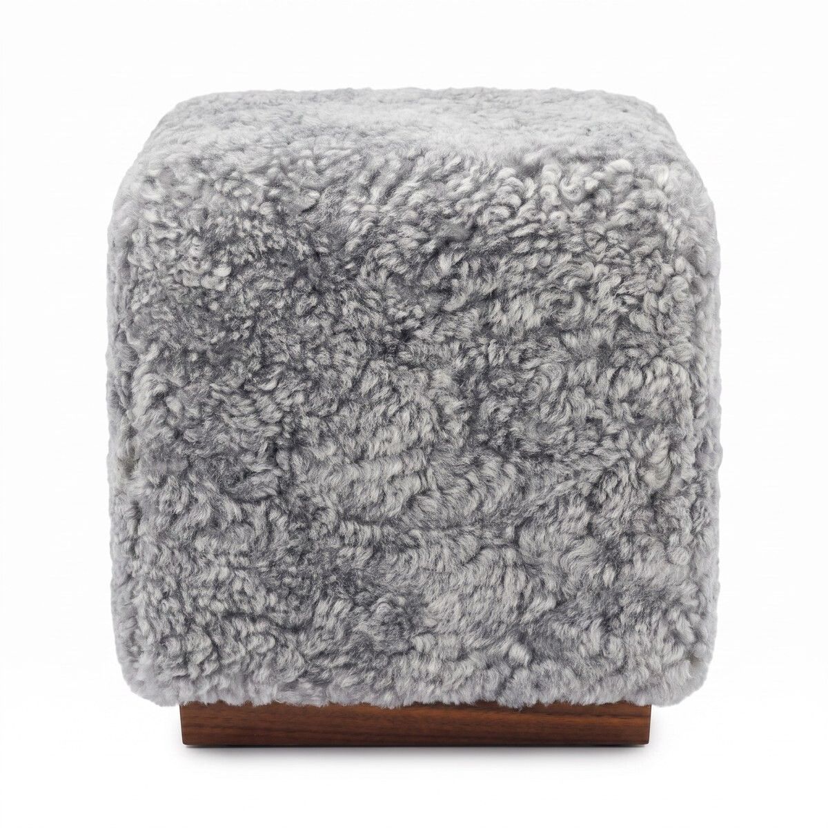 Lammfellhocker Benjamin | Kurzhaar | 46x46x47 cm