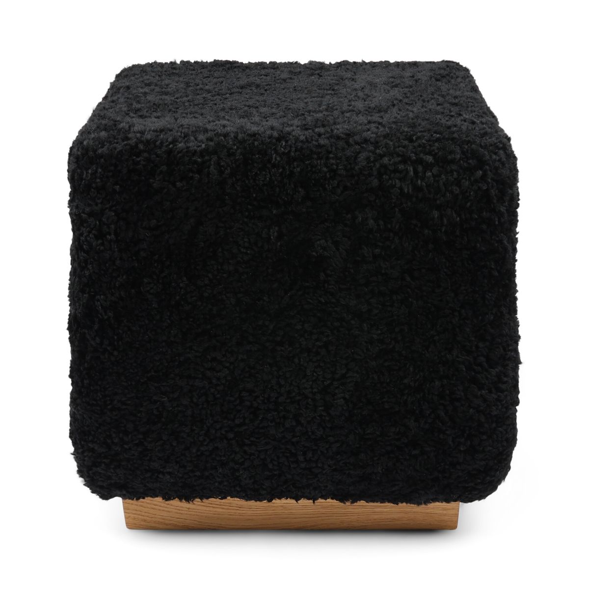 Lammfellhocker Benjamin | Kurzhaar | 46x46x47 cm