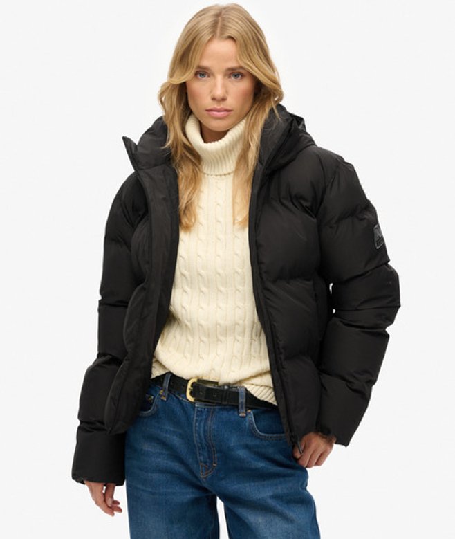 Superdry Damen Logo Abzeichen Kastige City Steppjacke, Schwarz - Größe: 36