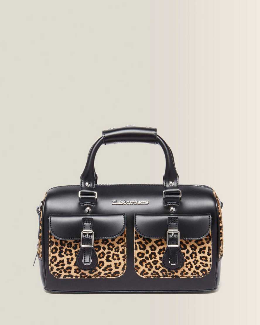 Dr. Martens Leder Print Hair-On Top Handle Tasche in Leopard
