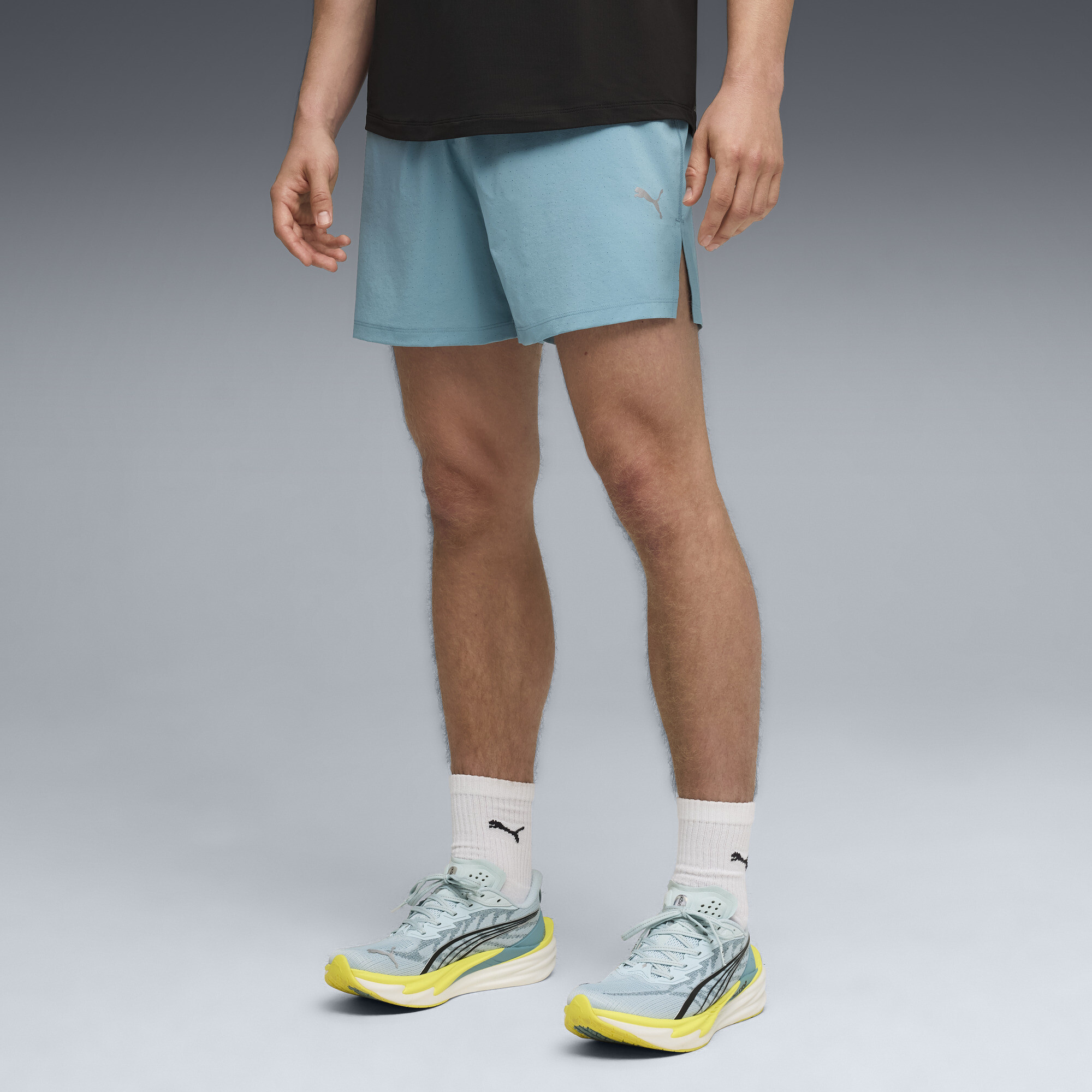 PUMA Dreamrun dryCELL 5" Laufshorts Herren, Kleidung, Blau, XXL