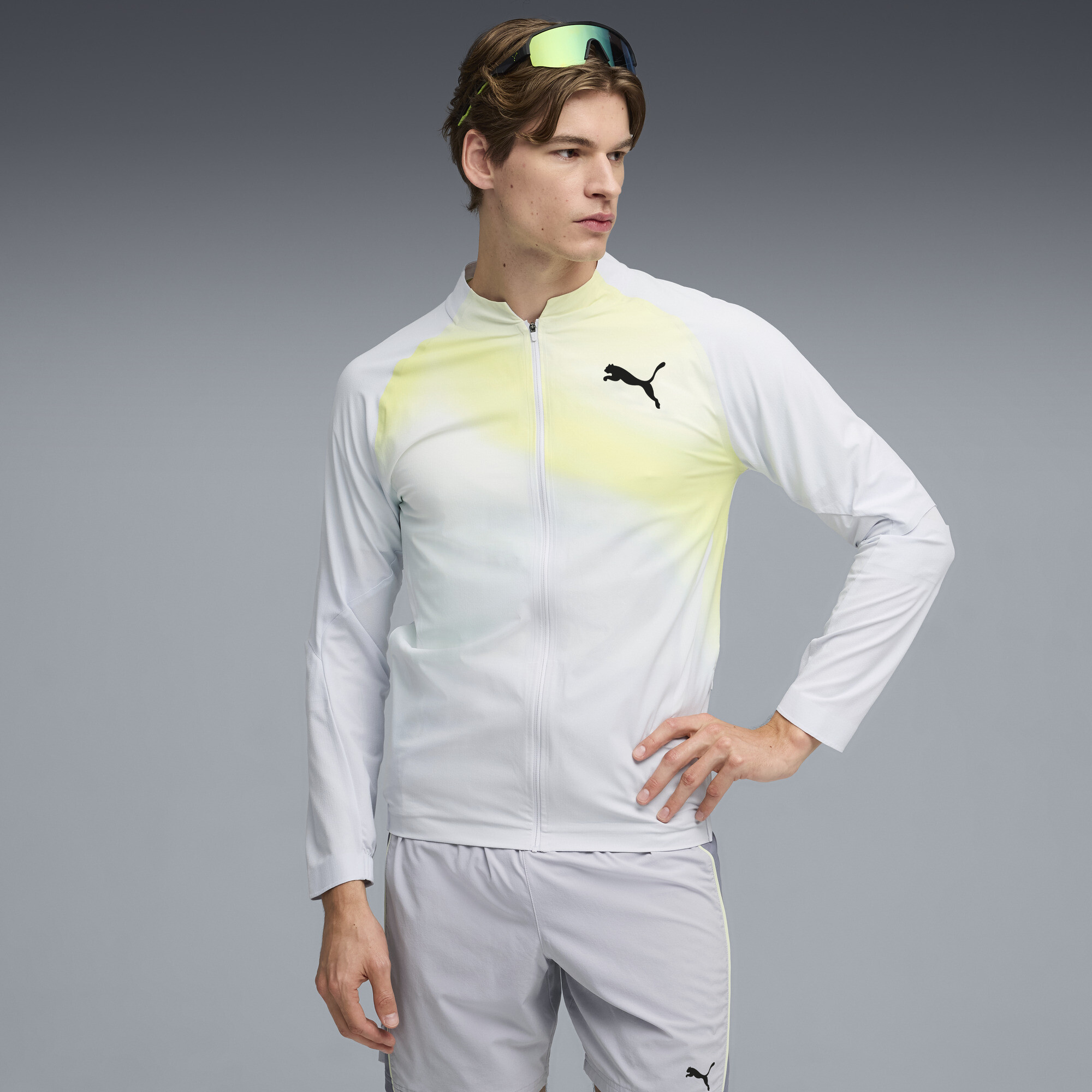 PUMA Lightspeed ULTRAWEAVE Graphic Laufjacke Herren, Kleidung, Grau, XXL