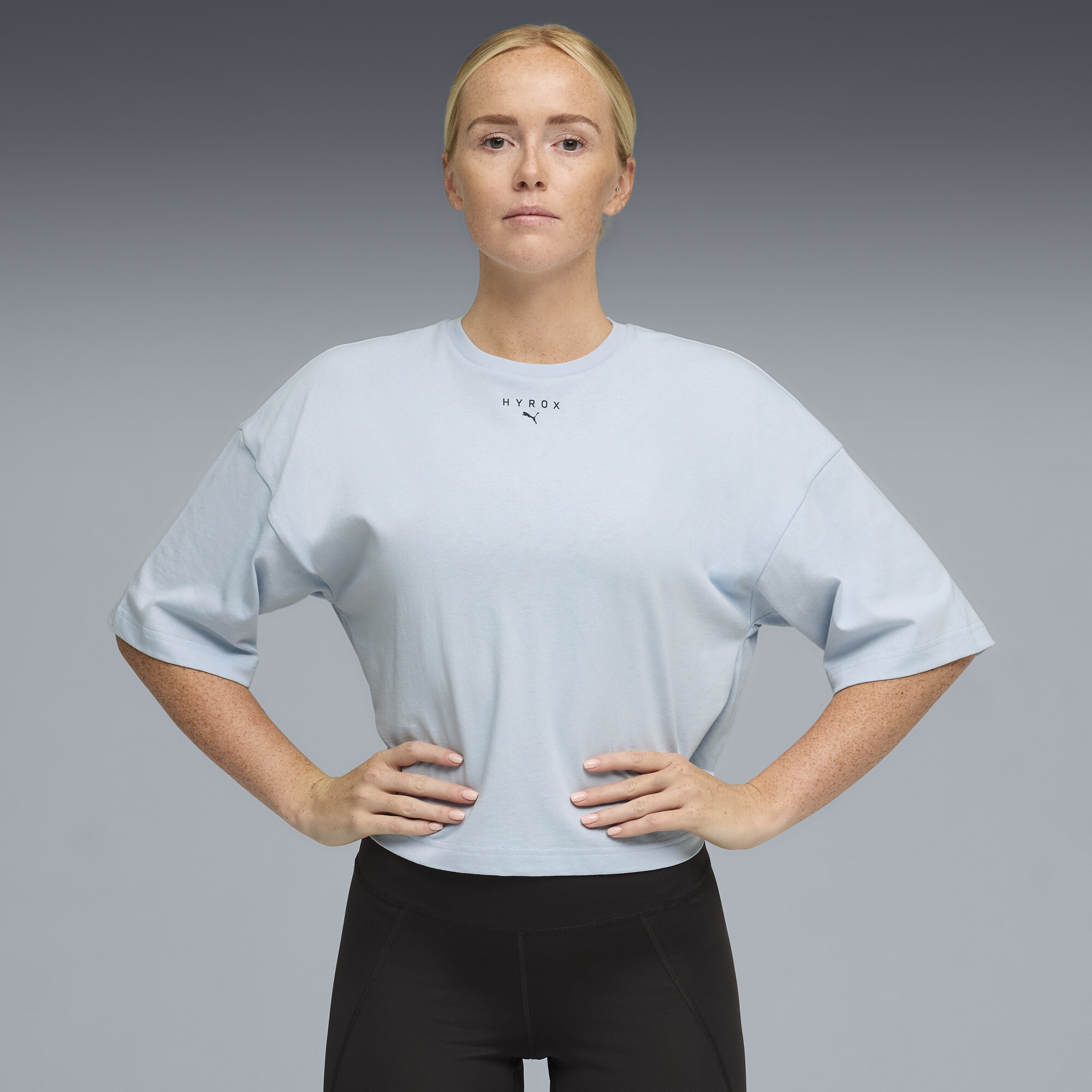PUMA x HYROX Cropped Oversized Lifestyle T-Shirt Damen, Kleidung, Grau, XL