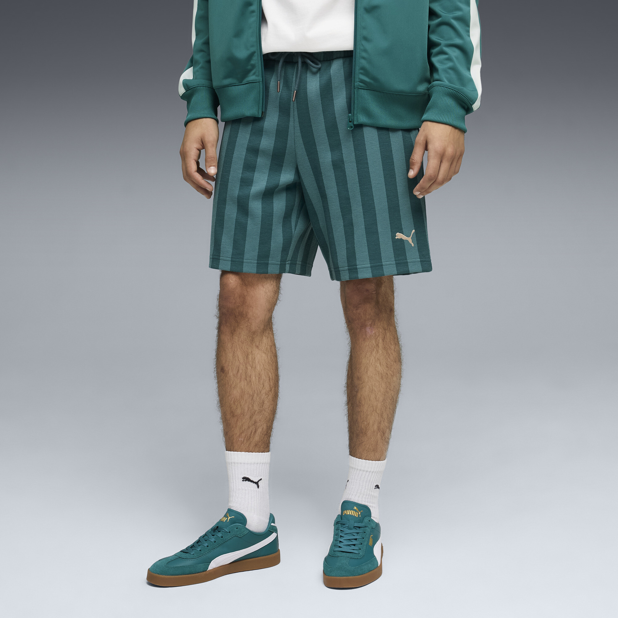 PUMA Class 8" Shorts Herren, Kleidung, Grün, XL