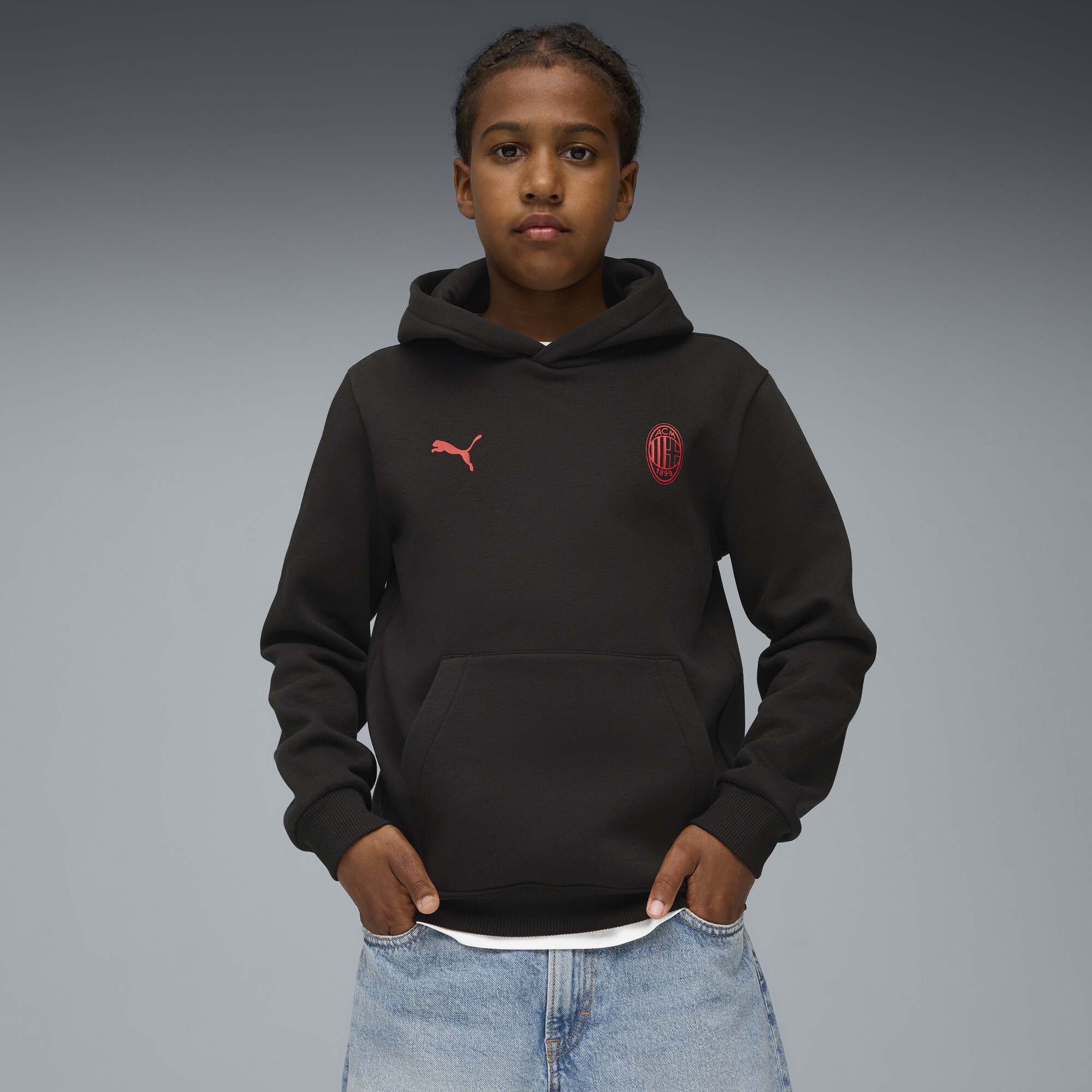 PUMA AC Milan FtblEssentials Hoodie Teenager, Kleidung, Schwarz, 7-8Y