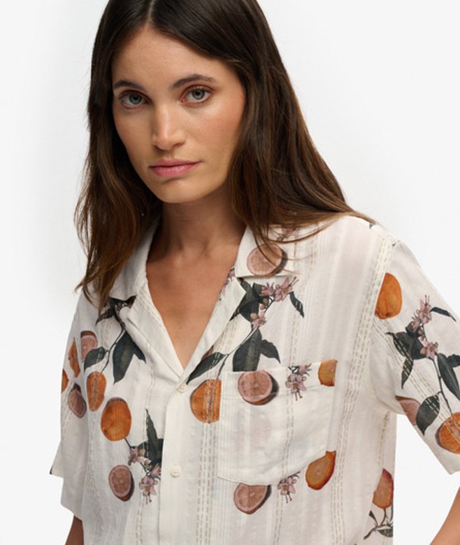 Superdry Damen Beach Printed Kurzarmhemd Cream - Größe: 38