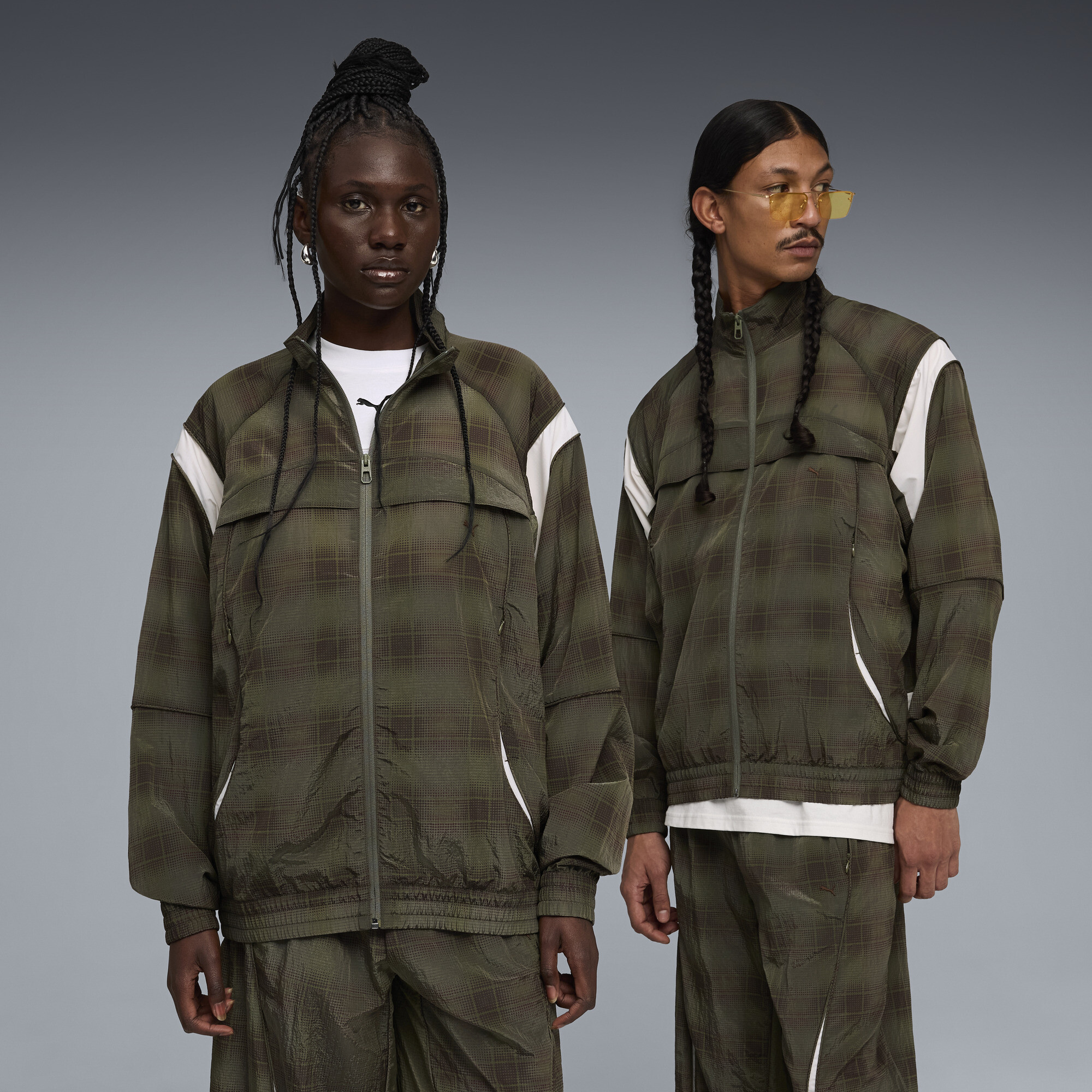 PUMA CLRT Jacke mit Print Unisex, Kleidung, Grün, L